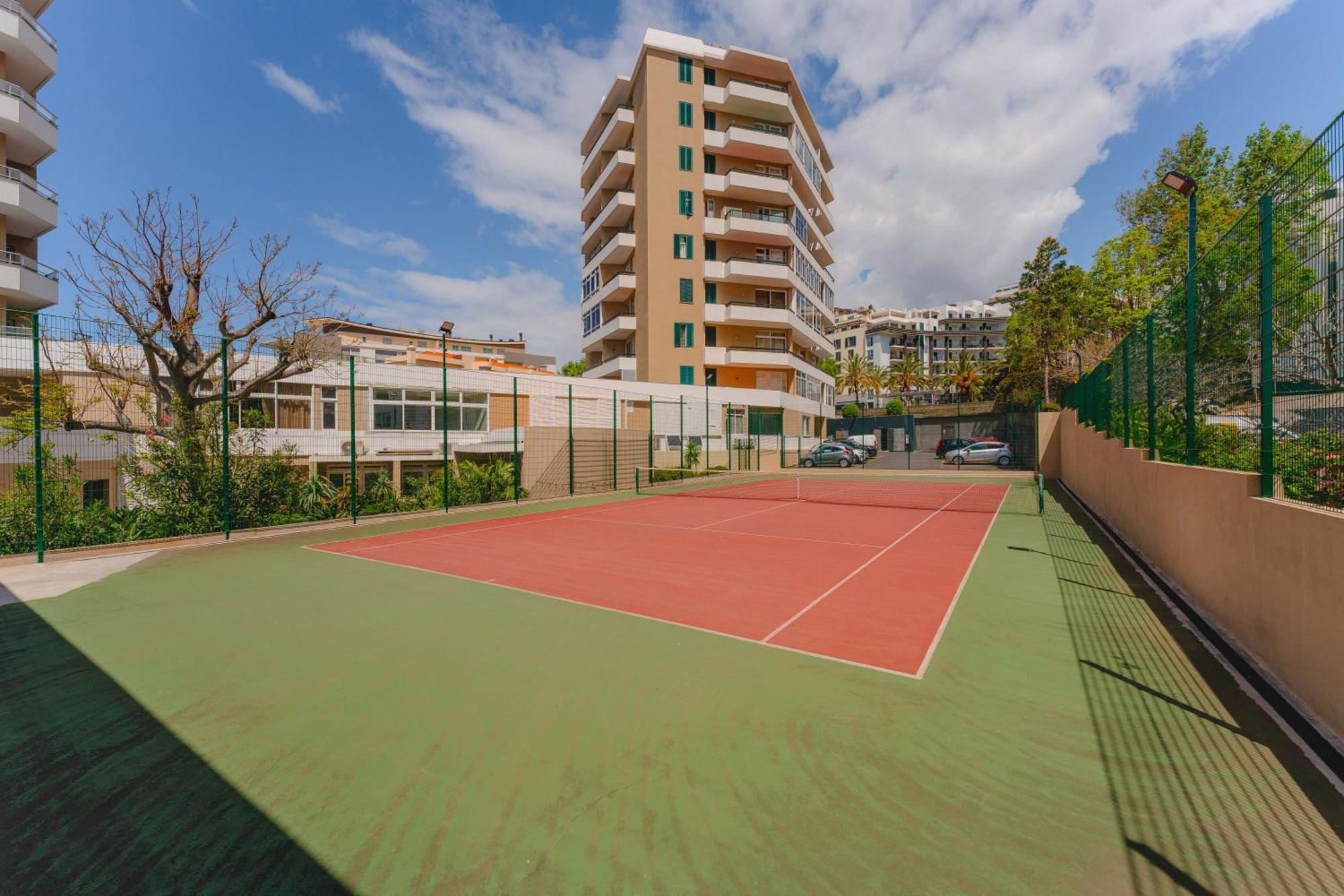 Duas Torres Hotel Funchal  Exterior photo